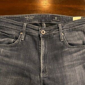 Farah Skinny Women’s Dark Wash Blue Jeans